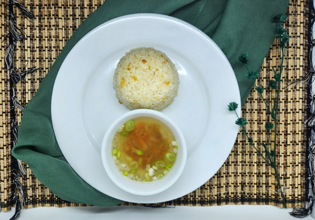 Nasi-Hainam-Polos